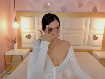 Stripchat Live Sex Cam of luna_hot_ass