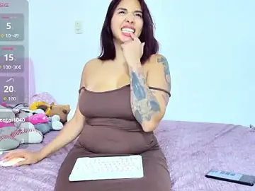 Stripchat Live Sex of LucyMartelli