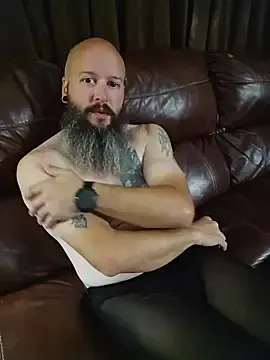 Stripchat Free Porn Cam of Girthy-Man-Hammer
