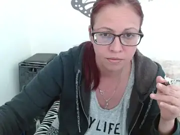 Stripchat Live Sex Cam of LadyHellene