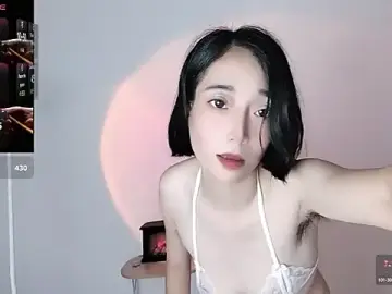 Stripchat Live Sex Cam of YIWA-2000