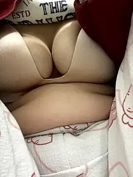 Stripchat Adult Webcam of Milk_Mom99