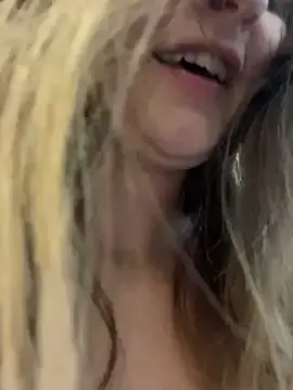 Stripchat Free Porn Cam of psilybaby