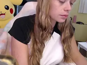 Stripchat Free Porn Cam of SamyLight