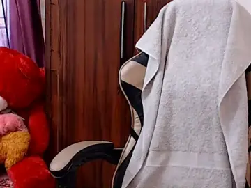 Stripchat Free Live Porn of Cute_Shanaya_143