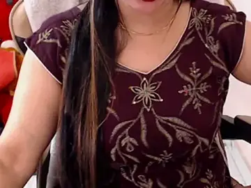 Stripchat Adult Webcam of Cute_naira_