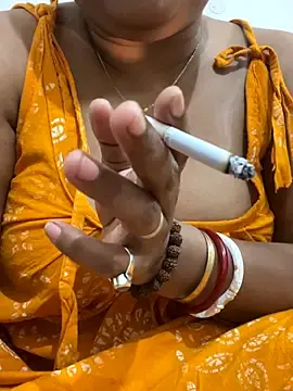 Stripchat Free Live Porn of Miss-khwahish