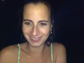 Stripchat Free Live Porn of Miss_Ylloya_