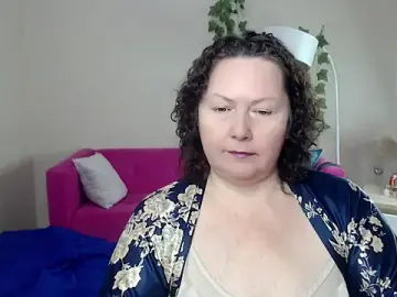 Stripchat Free Live Porn of milf_hornys