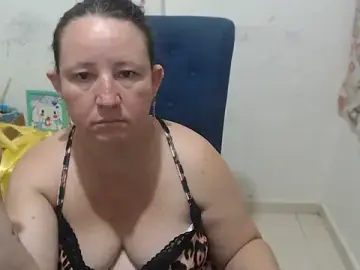 Stripchat Free Live Porn of Yohis_Kiut25