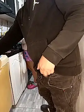 Stripchat Adult Webcam of kingofqueenxxx