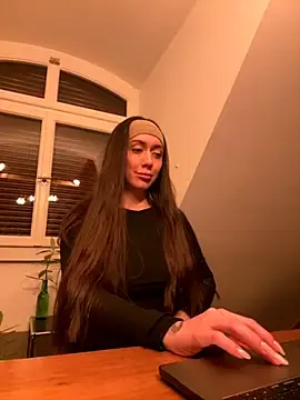 Stripchat Live Porn of emiliasommer