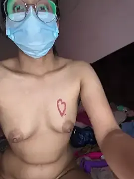 Stripchat Live Sex Cam of Hotalliee