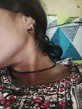 Stripchat Free Porn Cam of Cutkajal