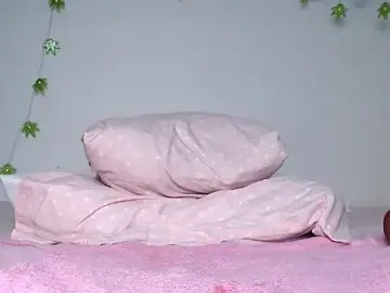 Stripchat Adult Video Chat of karolgirl-1