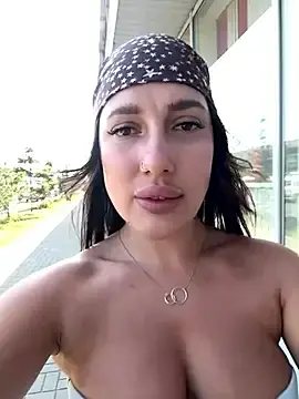 Stripchat Free Porn Cam of AleksandraRich