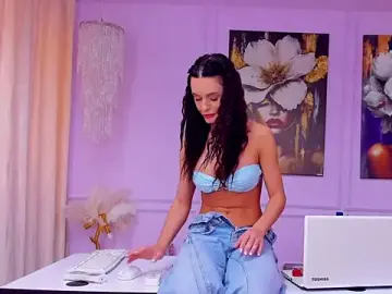 Stripchat Free Porn Cam of CarlaWhite