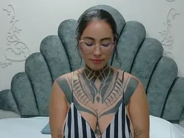 Stripchat Live Sex of NicoleBlum