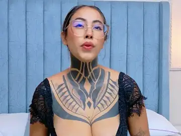 Stripchat Free Live Porn of NicoleBlum