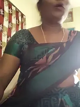 Stripchat Sex Cam of yamini1431