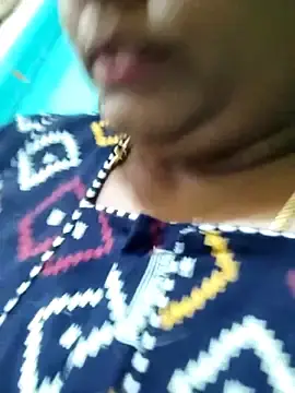 Stripchat Live Sex Cam of yamini1431