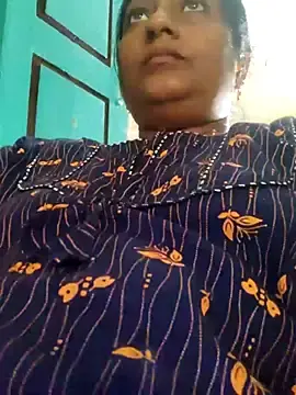 Stripchat Adult Webcams of yamini1431