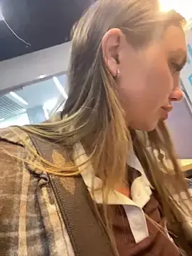Stripchat Live Sex of AngelinaMoore