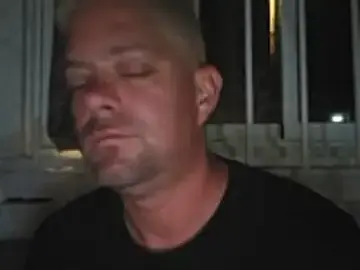 Stripchat Sex Chat of Trucker_Hunter