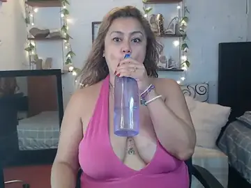 Stripchat Free Live Porn of missrosario_stepmoan