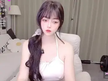 Stripchat Free Porn Cam of uikyy1