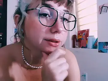 Stripchat Live Sex Cam of Cosmo_Riri