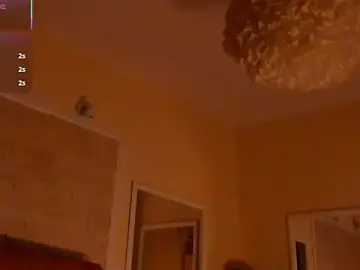 Stripchat Adult Webcam of ArianaCroft