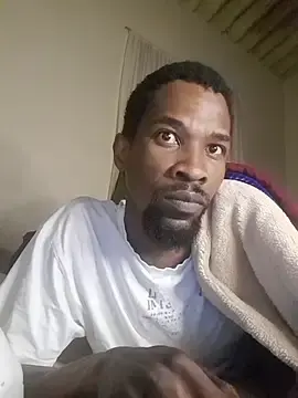 Stripchat Sex Cam of koolbend