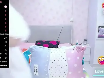 Stripchat Nude Webcam of Elvira_baby