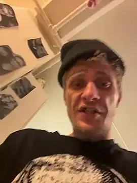 Stripchat Nude Webcam of spazz247