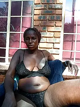 Stripchat Adult Webcam of MatureGoddess_