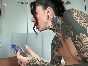 Stripchat Best live sex cam show of venus-magik