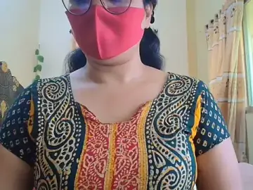 Stripchat Free Live Porn of Elena_cruz5