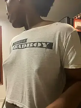 Stripchat Live Sex of Manlykellya_