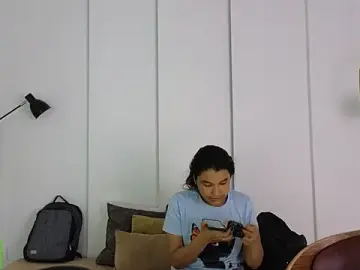 Stripchat Live Sex of sexychanell_18