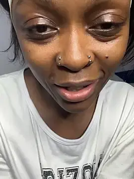 Stripchat Nude Webcam of xxTatiannaxx