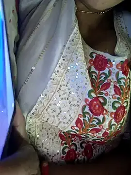 Stripchat Watch Live Sex Cams of LOVELYKAJALBHABHI