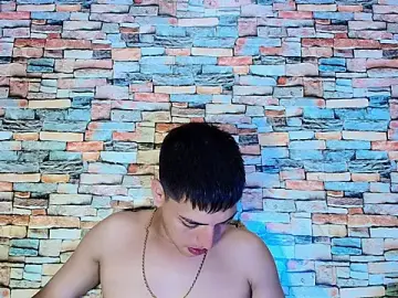 Stripchat Sex Chat of aaron_antonella_mds