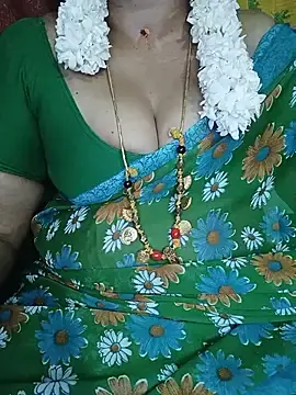 Fuckmachine milf cams