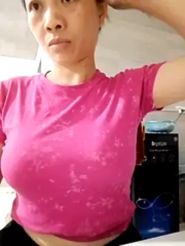 Stripchat Live Sex Cam of Gink-sex69