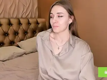 Stripchat Free Porn Cam of ElvinaCrust