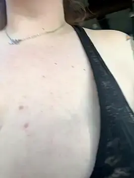 Stripchat Live Porn of Ivy_Mercer