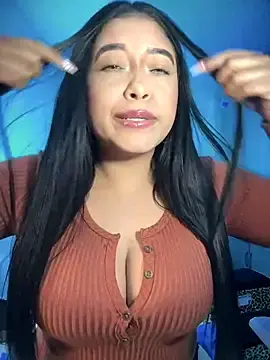 Stripchat Sex Chat of cami_ortiz__