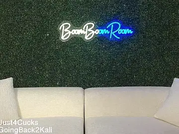 Stripchat Watch Live Sex Cams of boomboomr00m