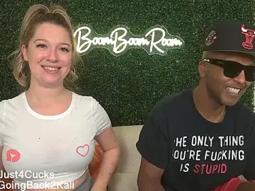 Stripchat Live Sex of boomboomr00m